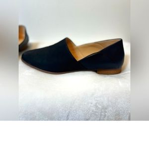 EUC like new.  Worn once. Clarks black slip on shoe